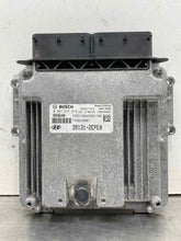 Load image into Gallery viewer, ECU ECM Computer Hyundai Elantra 2018 - NW592607