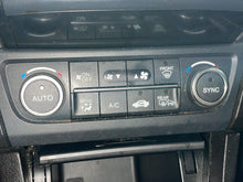 Load image into Gallery viewer, Temperature Controls Acura ILX 2020 - NW593399