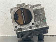 Load image into Gallery viewer, Throttle Body ISUZU RODEO 2004 - NW593340