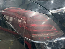 Load image into Gallery viewer, TAIL LIGHT LAMP ASSEMBLY C250 C300 C350 C43 C63 15 16 17 18 Left - NW594139