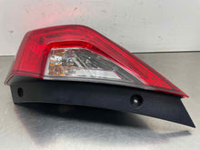 Load image into Gallery viewer, TAIL LIGHT LAMP ASSEMBLY Honda Civic 16 17 18 19 Right - NW594440