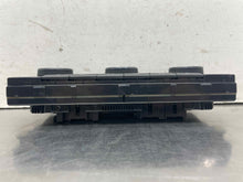 Load image into Gallery viewer, Temperature Controls Volkswagen Passat 2017 - NW595531