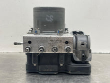 Load image into Gallery viewer, ABS Pump PROMASTER 2500 VAN 2021 - NW595774