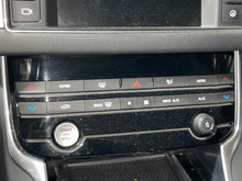 Load image into Gallery viewer, Temperature Controls Jaguar XF 2018 - NW596340