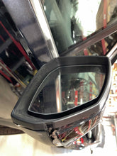 Load image into Gallery viewer, SIDE VIEW DOOR MIRROR Audi Q7 2017 17 2018 18 2019 19 Right - NW596543