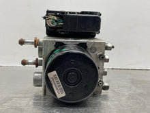 Load image into Gallery viewer, ABS Pump Jeep Wrangler 2015 - NW596236