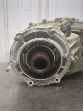 Load image into Gallery viewer, TRANSFER CASE Jeep Wrangler 12 13 14 15 16 17 18 - NW596428