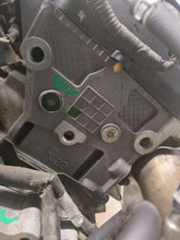 Load image into Gallery viewer, ENGINE LR3 Range Rover 2005 05 2006 06 2007 07 08 09 4.4L - NW596825