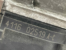 Load image into Gallery viewer, THROTTLE BODY Escaldes Silverado Tahoe Hummer Sierra 2500 Pickup 2009 09 10 11 - NW597518