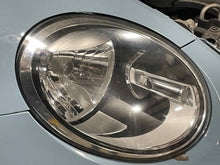 Load image into Gallery viewer, HEADLIGHT LAMP ASSEMBLY Beetle 12 13 14 15 16 17 18 19 Right - NW600173