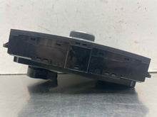 Load image into Gallery viewer, TEMPERATURE CONTROLS Hyundai Azera 2015 15 2016 16 2017 17 - NW601322