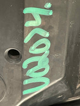 Load image into Gallery viewer, TAIL LIGHT LAMP ASSEMBLY Cayenne 2008 08 2009 09 2010 10 Right - NW601066