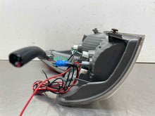 Load image into Gallery viewer, TAIL LIGHT LAMP ASSEMBLY Toyota Tundra 10 11 12 13 Right - NW602410