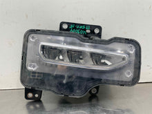 Load image into Gallery viewer, FOG LAMP LIGHT Sierra 1500 Pickup Sierra Denali 1500 Pickup 16-19 Right - NW602216