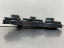 Load image into Gallery viewer, Temperature Controls SILVERADO 1500 PICKUP 2019 - NW602233