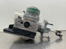 Load image into Gallery viewer, ABS Pump SILVERADO 1500 PICKUP 2019 - NW602170