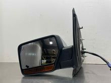 Load image into Gallery viewer, Side View Door Mirror Lincoln Navigator 2017 - NW602857