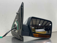Load image into Gallery viewer, Side View Door Mirror Lincoln Navigator 2017 - NW602717
