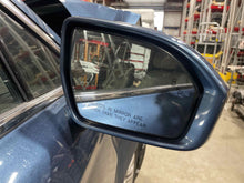 Load image into Gallery viewer, Side View Door Mirror Lincoln MKX 2018 - NW603894