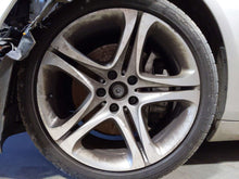Load image into Gallery viewer, Wheel Rim BMW 650I 2012 - NW605367