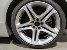 Load image into Gallery viewer, Wheel Rim BMW 650I 2012 - NW605332