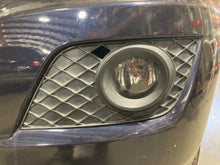 Load image into Gallery viewer, FOG LAMP LIGHT B200 C230 C250 C300 C350 C63 06-13 Bumper Mounted Left - NW605479
