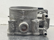Load image into Gallery viewer, THROTTLE BODY Camry Highlander Rav 4 Avalon 05 06 - 10 - NW605991