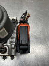 Load image into Gallery viewer, ABS PUMP Acura TL 2004 04 Auto - NW685