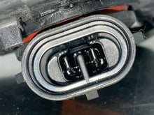 Load image into Gallery viewer, FOG LAMP LIGHT 528i 535i 550i Active 5 11-13 Bumper Mounted Right - NW606683