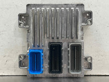 Load image into Gallery viewer, ECU ECM COMPUTER ELR Cruze Silverado 2500 Pickup Silverado 3500 11-16 - NW607545