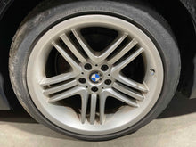 Load image into Gallery viewer, Wheel Rim BMW 760I 2004 - NW606362