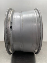 Load image into Gallery viewer, Wheel Rim BMW 760I 2004 - NW606362