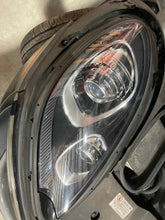 Load image into Gallery viewer, Headlight Lamp Assembly PORSCHE MACAN 2016 - NW606087
