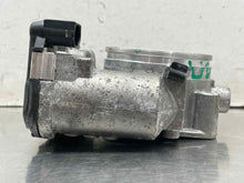 Load image into Gallery viewer, THROTTLE BODY Cayman Panamera Cayenne 2007 07 08 09 10 11 12 13 14 - NW606734