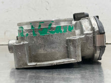Load image into Gallery viewer, THROTTLE BODY Cayman Panamera Cayenne 2007 07 08 09 10 11 12 13 14 - NW606734