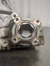 Load image into Gallery viewer, TRANSFER CASE 228I 320i 328D 328i 328I GT 335i 335i GT 428i 435i 12-15 - NW607621