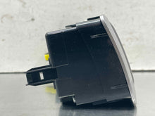Load image into Gallery viewer, FRONT TEMPERATURE CONTROLS Highlander 14 15 16 17 18 19 - NW608292