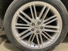 Load image into Gallery viewer, Wheel Rim Lincoln MKT 2014 - NW609735
