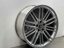 Load image into Gallery viewer, Wheel Rim Lincoln MKT 2014 - NW609735