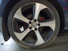 Load image into Gallery viewer, WHEEL RIM Golf Golf GTI 14-20 18x7-1/2 ALLOY 18x7-1/2, 5 lug, 112mm - NW610010