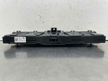 Load image into Gallery viewer, Temperature Controls Mercedes-Benz SL55 2015 - NW608521