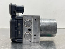 Load image into Gallery viewer, ABS Pump Mercedes-Benz SL55 2015 - NW608588