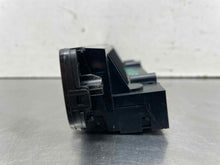 Load image into Gallery viewer, Temperature Controls Mercedes-Benz SL55 2015 - NW608645