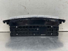 Load image into Gallery viewer, Temperature Controls Mercedes-Benz SL55 2015 - NW608645