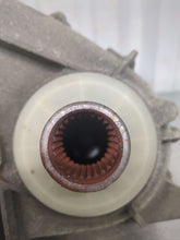 Load image into Gallery viewer, TRANSFER CASE BMW X5 X6 07 08 09 10 11 12 13 - NW608571