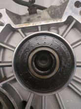 Load image into Gallery viewer, TRANSFER CASE BMW X5 X6 07 08 09 10 11 12 13 - NW608571