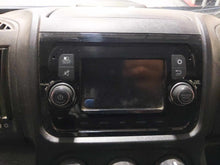 Load image into Gallery viewer, Radio PROMASTER 2500 VAN 2018 - NW610245