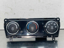 Load image into Gallery viewer, Temperature Controls PROMASTER 2500 VAN 2018 - NW610243