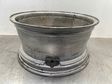 Load image into Gallery viewer, Wheel Rim BMW Z4 2007 - NW611072