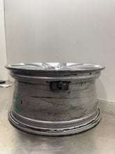 Load image into Gallery viewer, Wheel Rim BMW Z4 2007 - NW611073